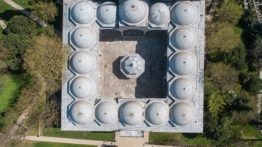 İşte tarih! Şehzade Camii sütununda yer alan yazı dikkat çekti 6