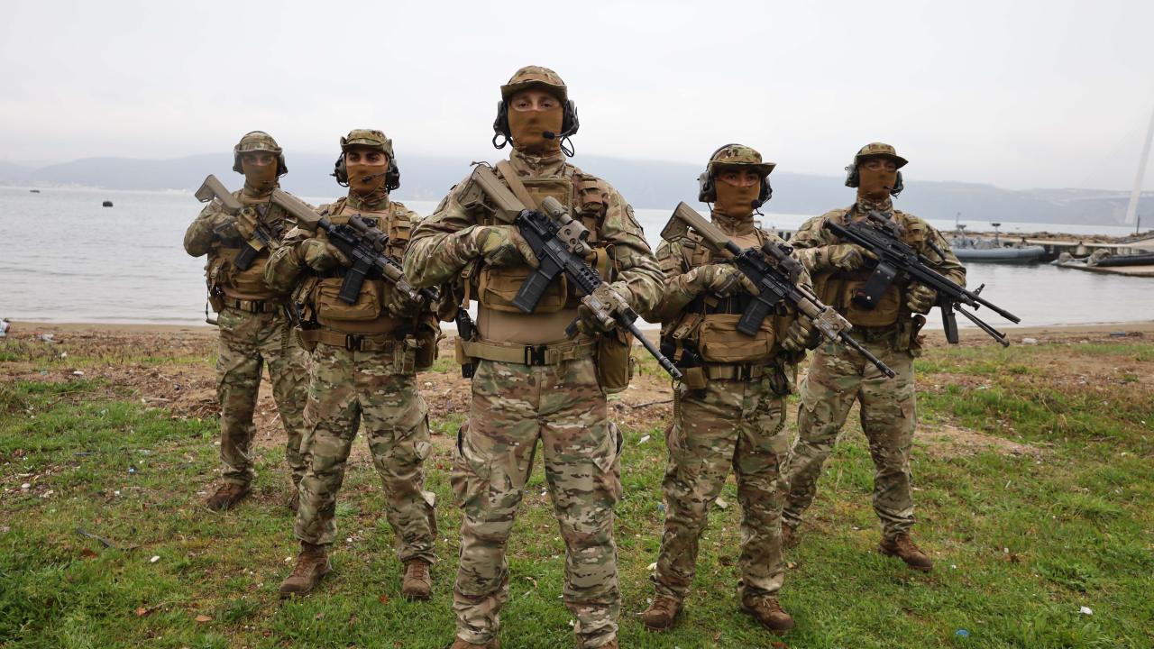 SAT Komandolarının eğitimi nefes kesti 5