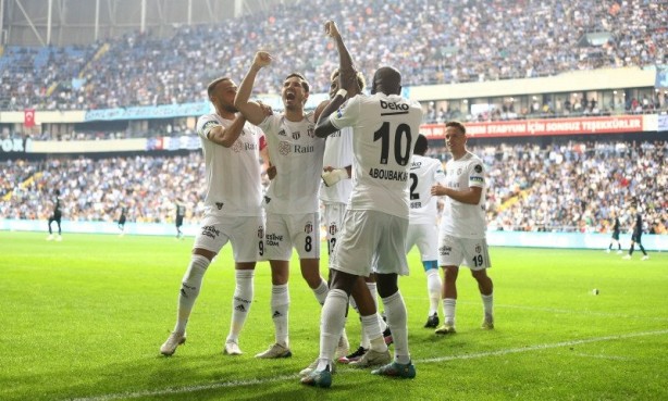 Beşiktaş'ta yaprak dökümü başladı! Şenol Güneş 5 yıldızın biletini kesti... 1