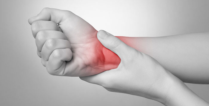 Elinizin uyuşma sebepleri sizi çok ama çok şaşırtacak! Neden olur? Uzmanından açık açık tüyoları 1