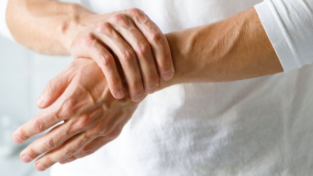 Elinizin uyuşma sebepleri sizi çok ama çok şaşırtacak! Neden olur? Uzmanından açık açık tüyoları 2