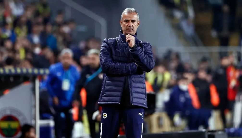 Ali Koç 'yerli olacak' demişti: Beş teknik direktörden açıklama geldi 5