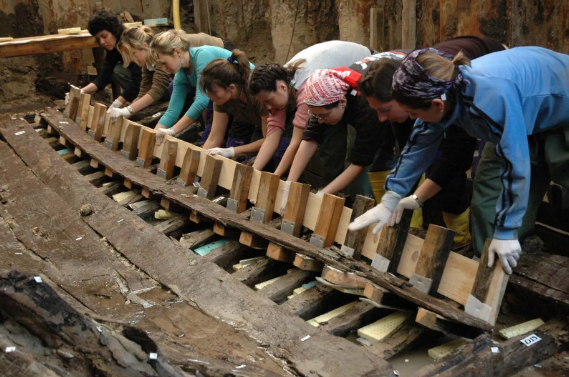 İstanbul'da denizin altından resmen hazine bulundu ama kazılar durma noktasına geldi! Şoke eden gelişme 9