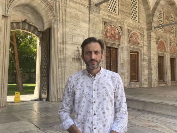 İşte tarih! Şehzade Camii sütununda yer alan yazı dikkat çekti 3
