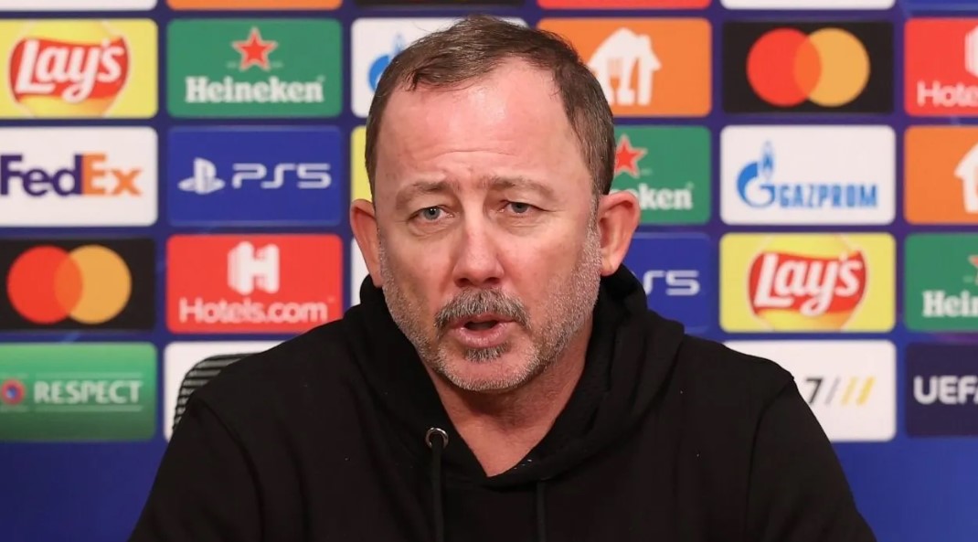 Ali Koç 'yerli olacak' demişti: Beş teknik direktörden açıklama geldi 8