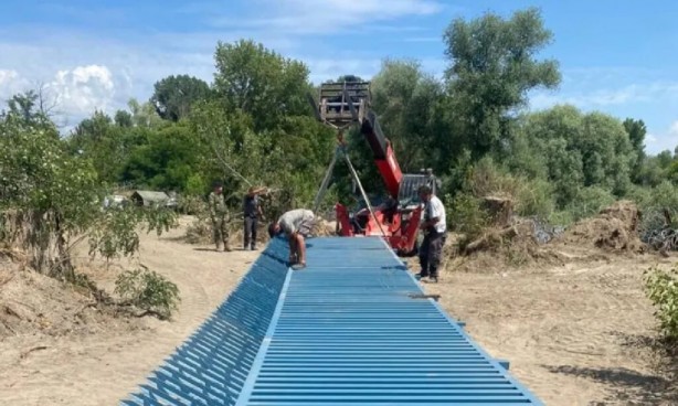 Yunanistan, Türkiye sınırına 20 kilometre mesafede harekete geçti! Geceli gündüzlü çalışmalara başladı 7