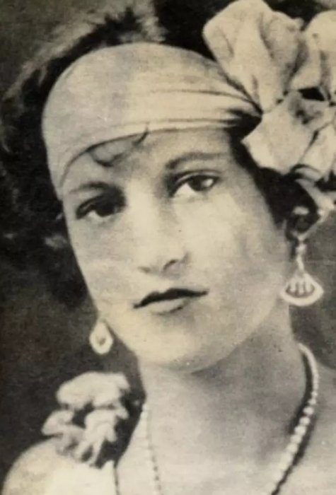 Aşık olduğu hastası öldükten sonra dahi peşini bırakmadı! Cesedini mezardan çıkardı! Çürümemesi için... 8