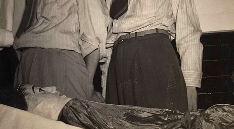 Aşık olduğu hastası öldükten sonra dahi peşini bırakmadı! Cesedini mezardan çıkardı! Çürümemesi için... 10