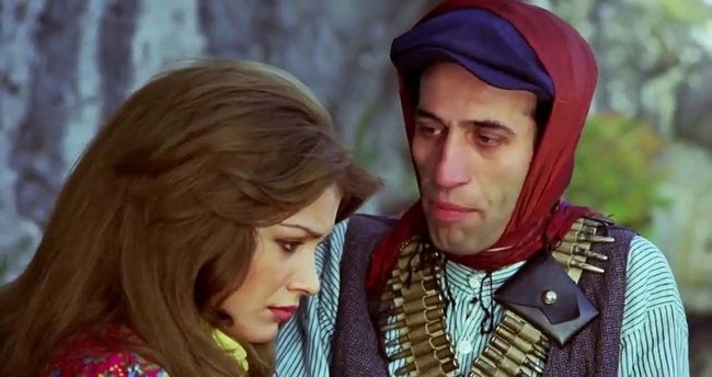 Salako'nun Emine'si, Kemal Sunal'ın en güzel partneri Meral Zeren'e yıllar acımasız davrandı! Böyle seslendi... 9