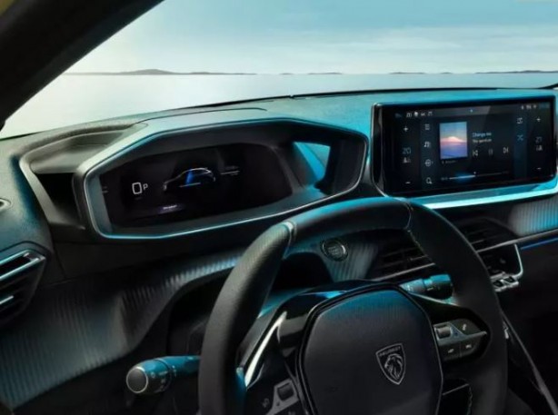 Avrupa'nın en çok satan otomobili yenilendi 1