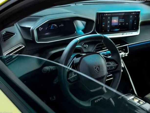 Avrupa'nın en çok satan otomobili yenilendi 2