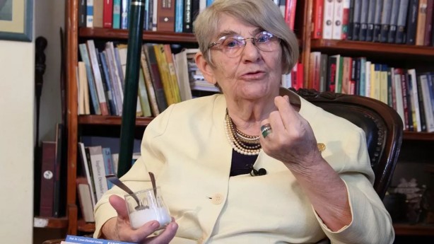 İlaç yerine bunu tüketin! Canan Karatay'dan ömür uzatan tavsiye! Günlük bir avuç yemeniz yeterli 2