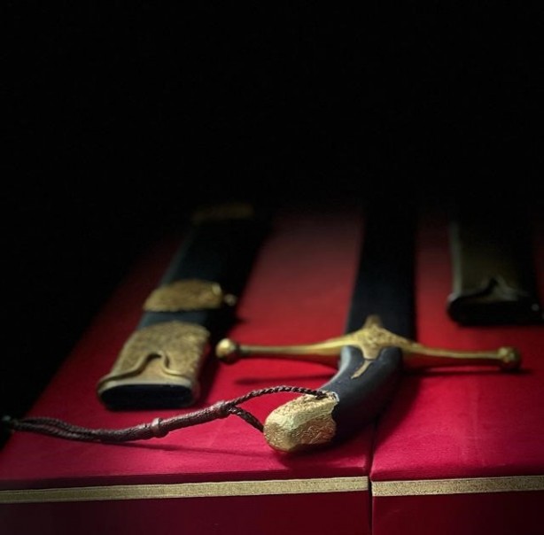 Öyle bir kılıç yaptı ki... Gören ağlıyor 1