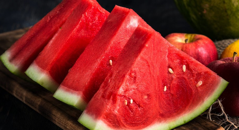 Aman dikkat! Karpuzu böyle yemek hastalık saçıyor! 1