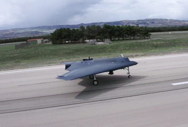 Türkiye'nin yeni İHA'sı Avrupa ülkesini ayağa kaldırdı: Ankara değişiklikler yapıyor, hemen hazırlanmalıyız 6