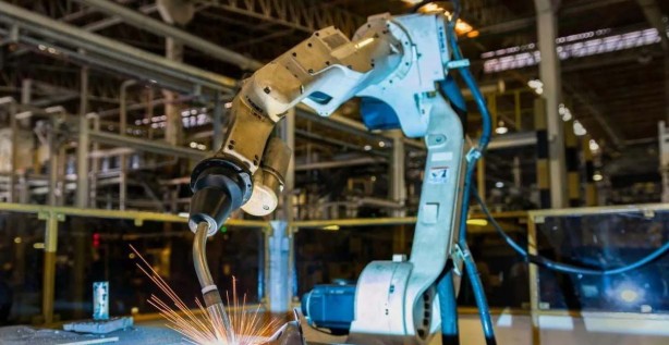 10 yıl içinde yok olacak meslekler belli oldu! Bu meslekleri seçenlerse turnayı gözünden vuracak 9