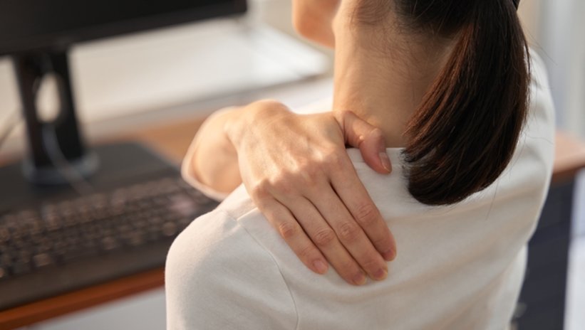 Omuz ağrısı deyip geçmeyin! Safra kesesinin tıkandığını gösteriyor... 1