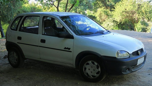 Bu otomobiller 200 Bin TL’ye alınabiliyor! 2. elde kapanın elinde kalıyor 3