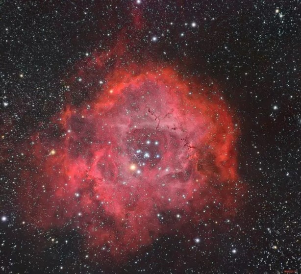 Mükemmel, bir o kadar da ürkütücü! Uzayda çekilen görüntü "soru işaretlerine" neden oldu 7