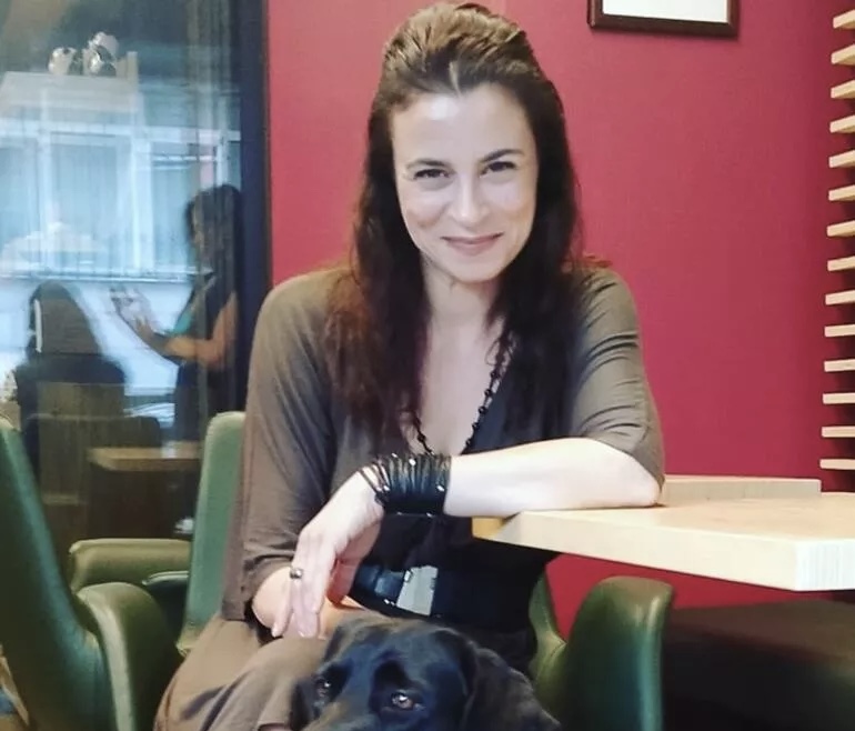 Selvi Boylum Al Yazmalım'ın Samet'i usta oyuncunun kızı çıktı! Minik Samet meğer kimmiş bakın! 13