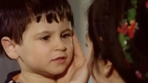 Selvi Boylum Al Yazmalım'ın Samet'i usta oyuncunun kızı çıktı! Minik Samet meğer kimmiş bakın! 3