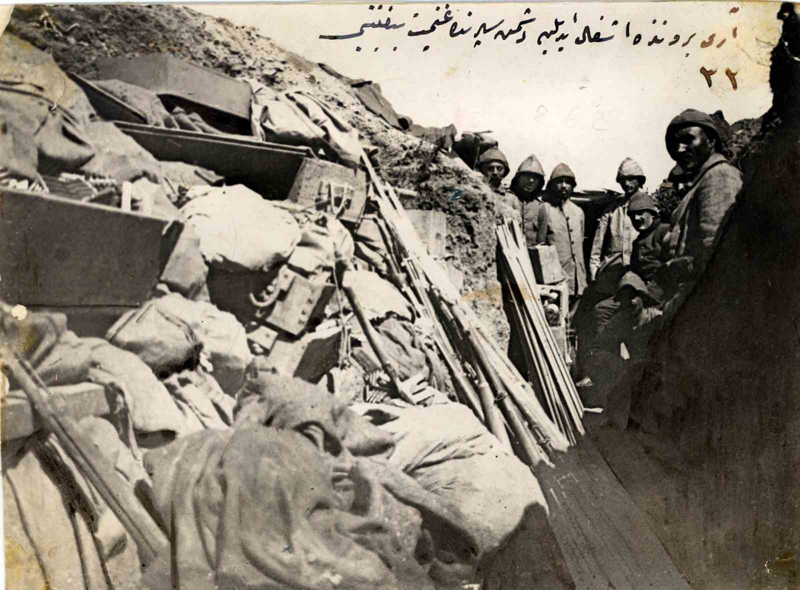 108 yıl önce Çanakkale'de cephede askere böyle moral verilmiş 6