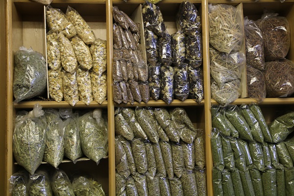 Aktarlarda yoğunluk başladı! Bu çayı içen hasta olmuyor 2