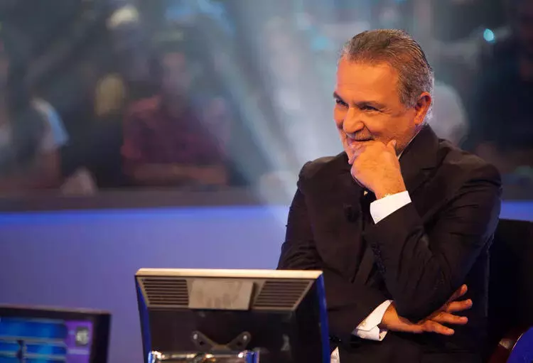 9 yıldır komada olan Kenan Işık'ı yolda gören gözlerine inanamadı! Bakan dönüp bir daha baktı... Kenan Işık iyileşti mi? 4