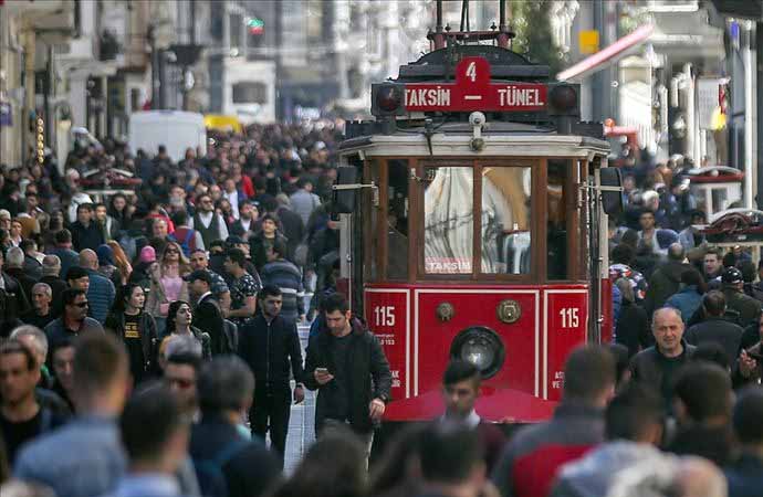 Kalabalıktan kaçanlar dikkat! Sıkıntınızın ardında meğer beyniniz varmış... 4