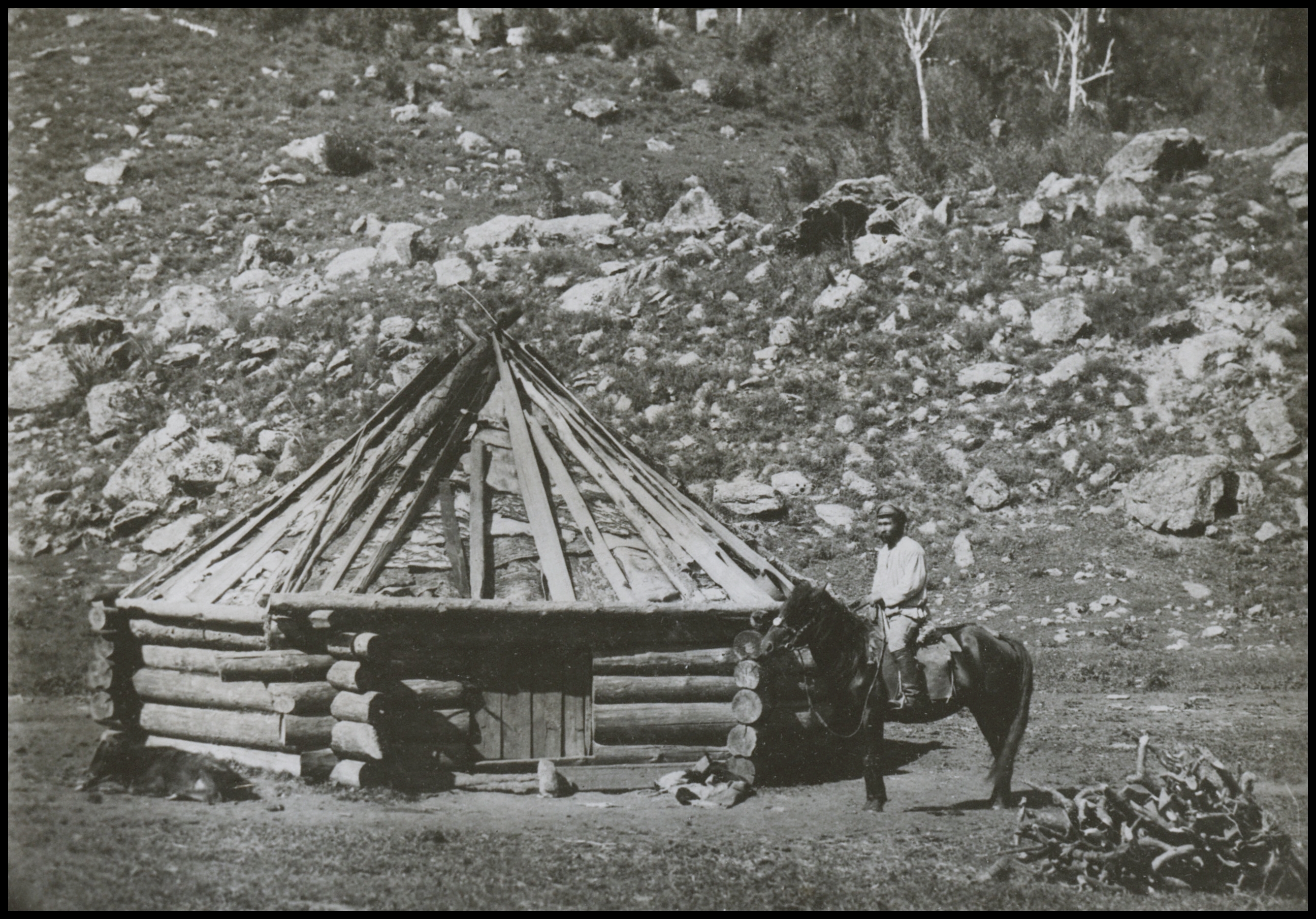 Fotoğraflar 111 yıl sonra gün yüzüne çıktı! Türk boylarının günlük yaşamları böyle görüntülendi 16