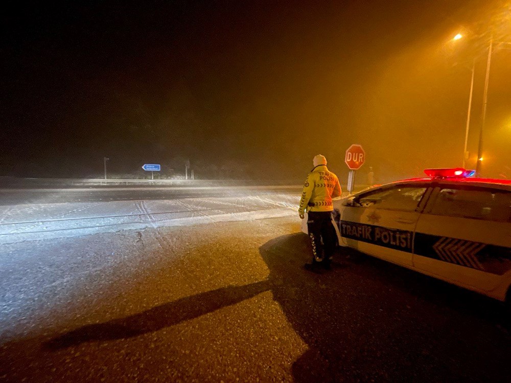 İstanbul’a mevsimin ilk karı yağdı 11