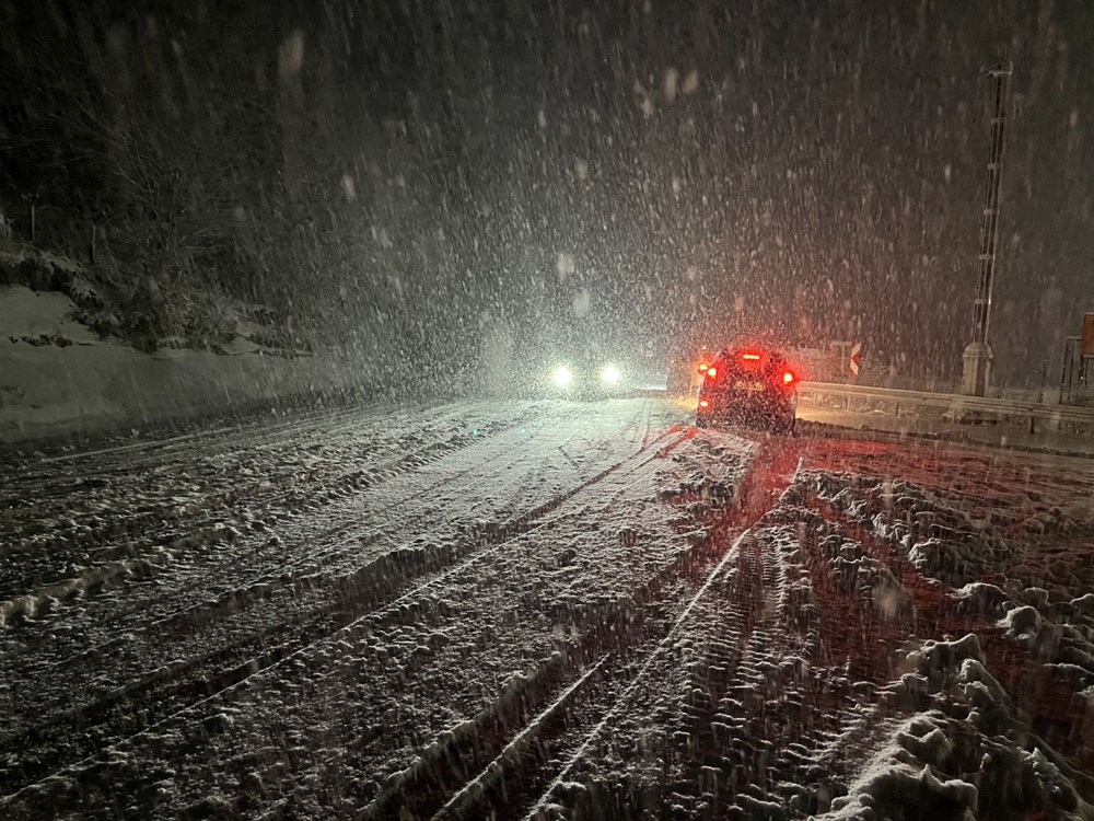 İstanbul’a mevsimin ilk karı yağdı 20