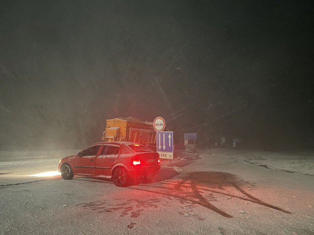 İstanbul’a mevsimin ilk karı yağdı 18