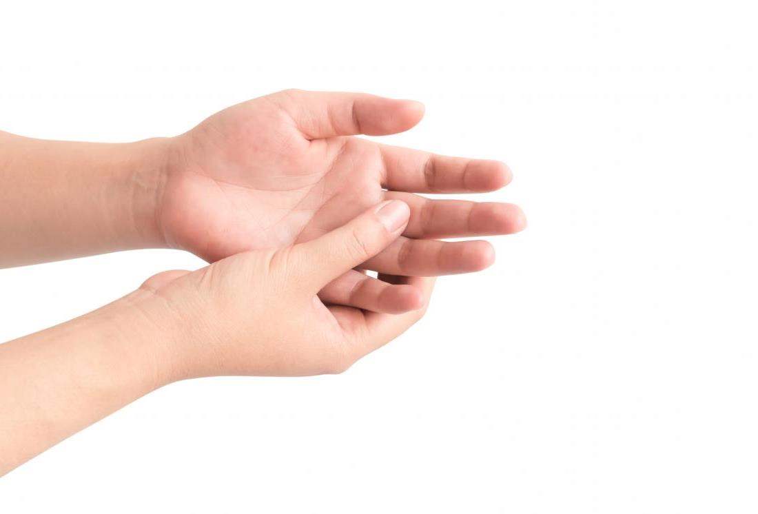 Alzheimer riskinizi serçe parmağınızla test edin! 7 saniyede sonucu öğreneceksiniz… 7