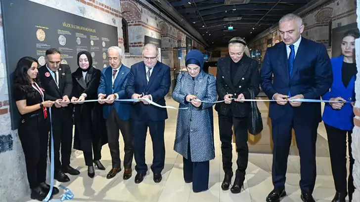 65A147D95F4904E245503C44