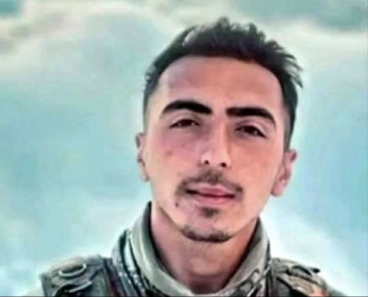 65A3847Ab86B1363 W1200Xh968