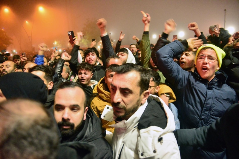 9441F5E2C0B7223Da2Ee622D25C68Bf9