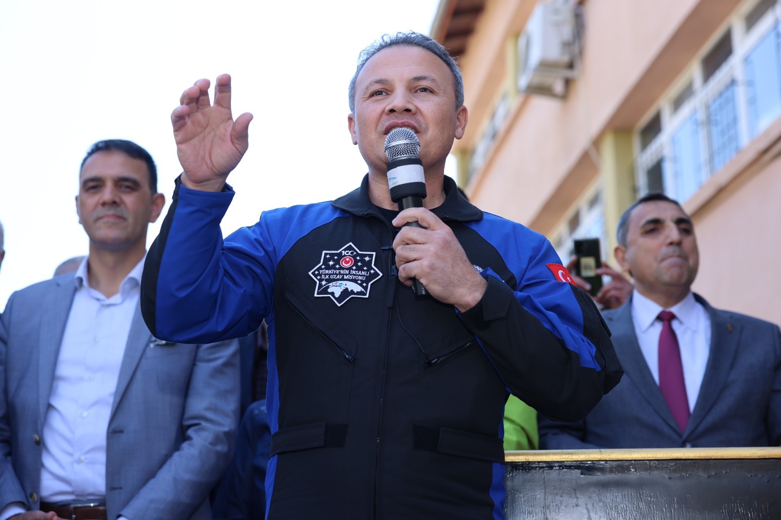 0782F523 Bf63 4A72 Bed9 Ac752696C453