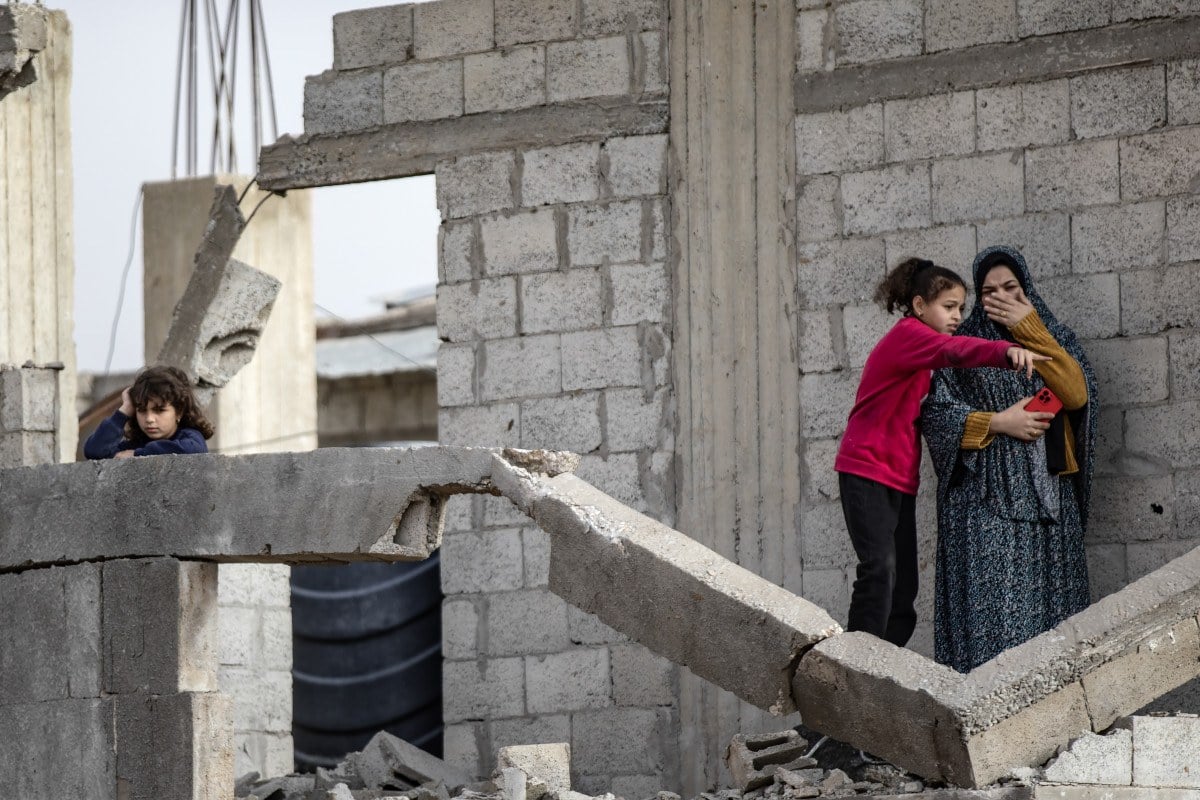 65E59F18C0Ef5679 W1200Xh800