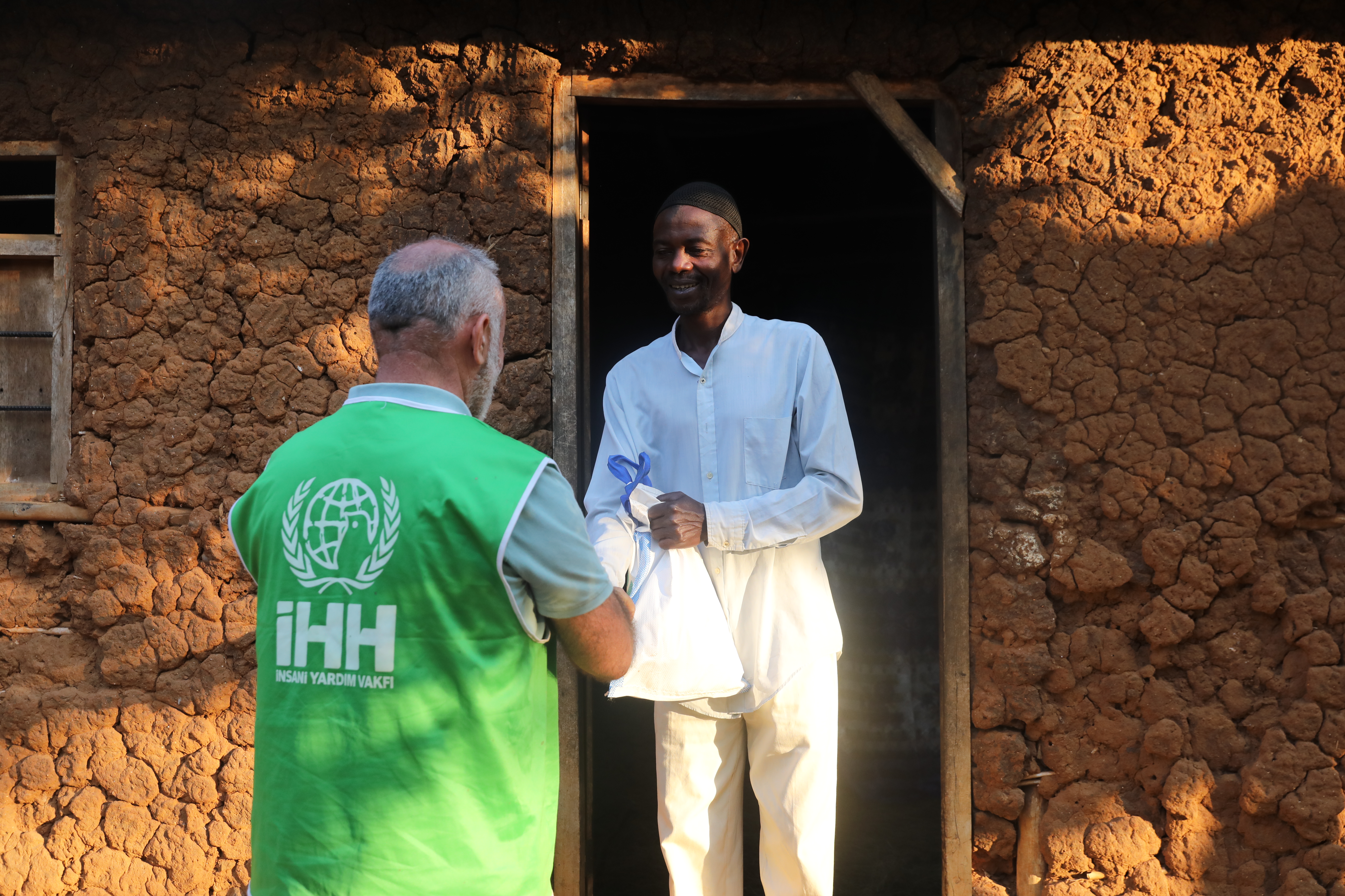 İhh'nın Hedefi Kurban Bayramında 3 Milyon Kişiye Ulaşmak (2)