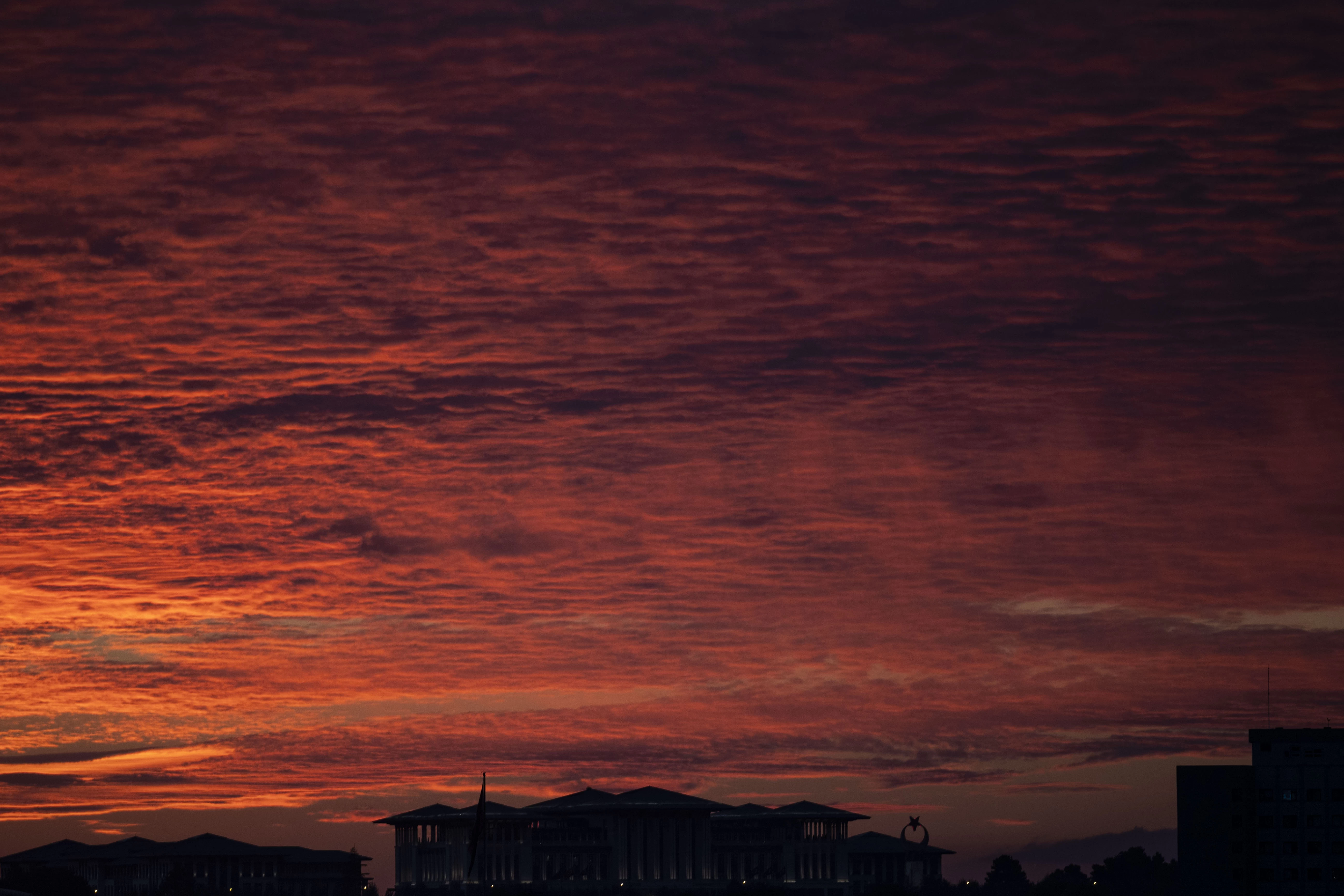 Ankara'da gün batımı görenleri mest etti 1