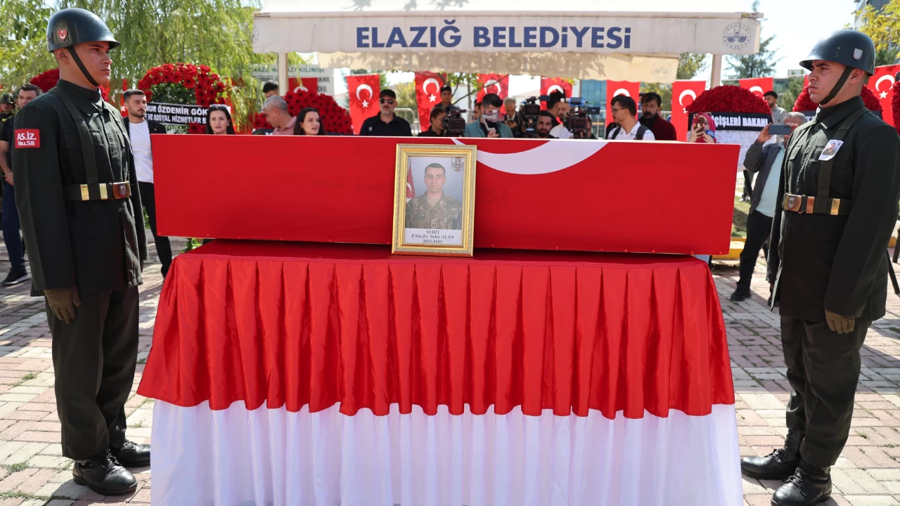 Şehit Alan son yolculuğuna uğurlandı 8