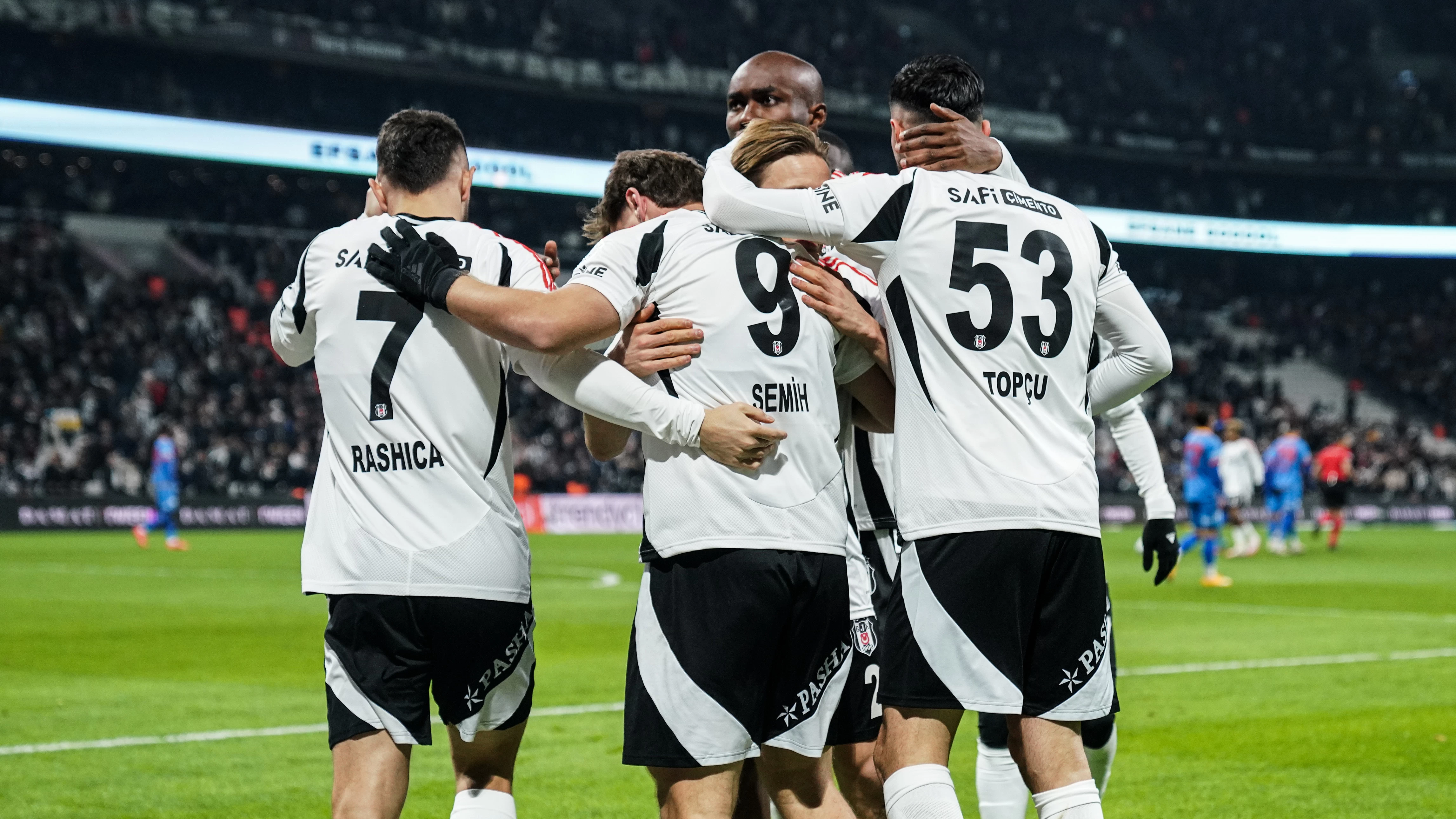 Beşiktaş attığı gollerin karşılığını bulamadı 2