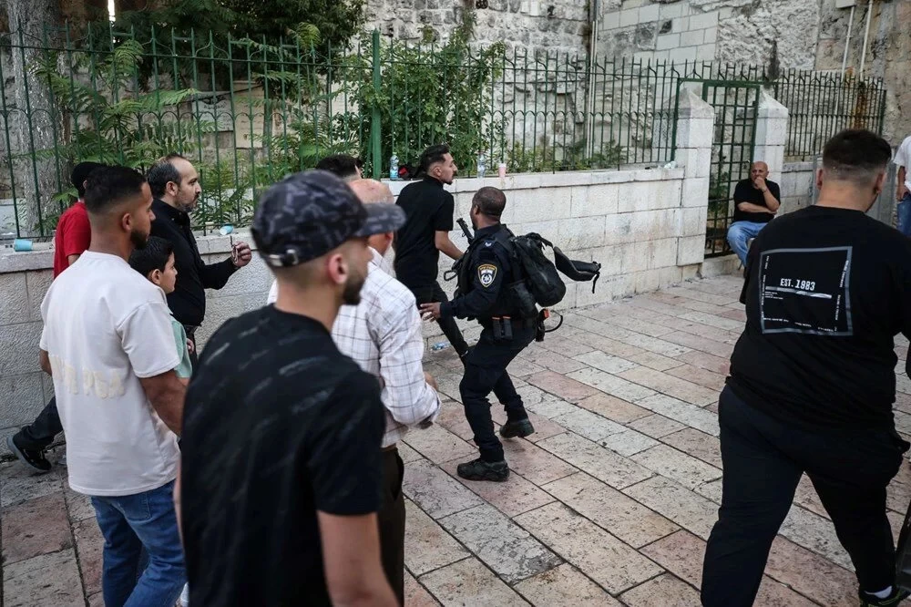Gazze'de buruk bayram: Bombaların gölgesinde namaz 5