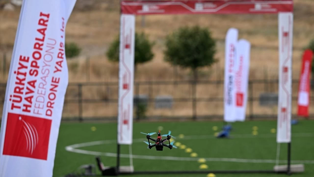İnsansız Hava Araçları Türkiye Şampiyonası, Ankara'da başladı 6