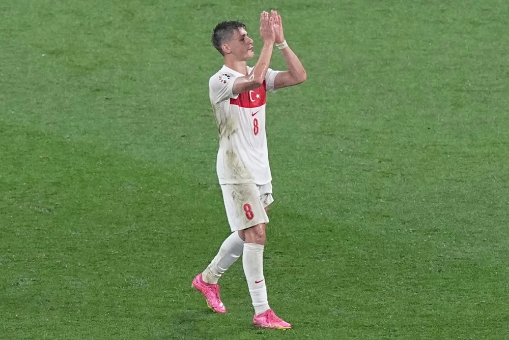 "Türkiye, Ancelotti'ye Güler'i ne yapacağını söylüyor" 3