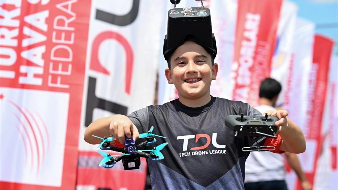 İnsansız Hava Araçları Türkiye Şampiyonası, Ankara'da başladı 1