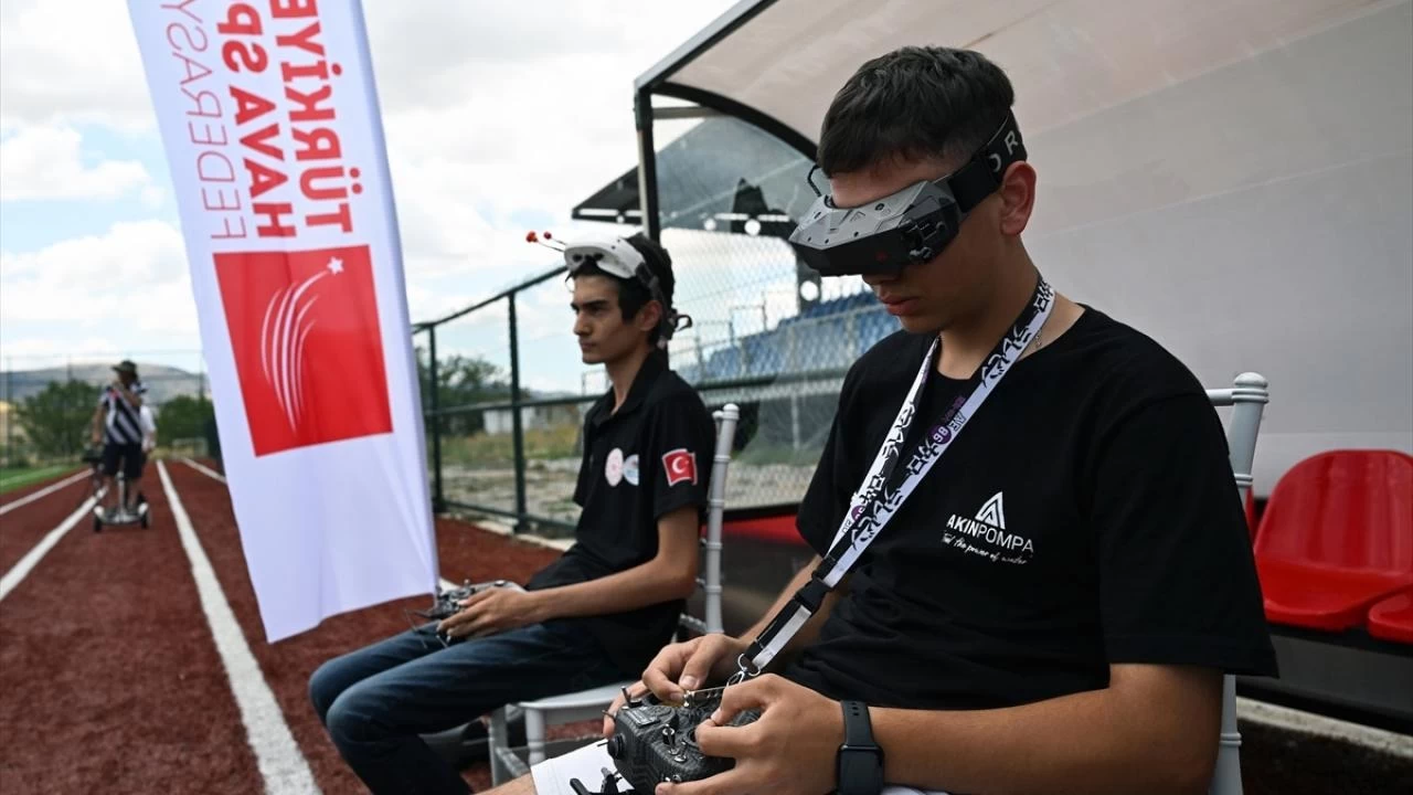 İnsansız Hava Araçları Türkiye Şampiyonası, Ankara'da başladı 4