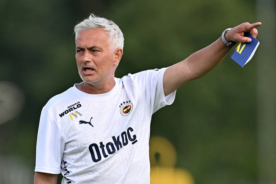Mourinho 9 ismin biletini kesti: Yeni transfer ve en pahalı futbolcu da listede 2