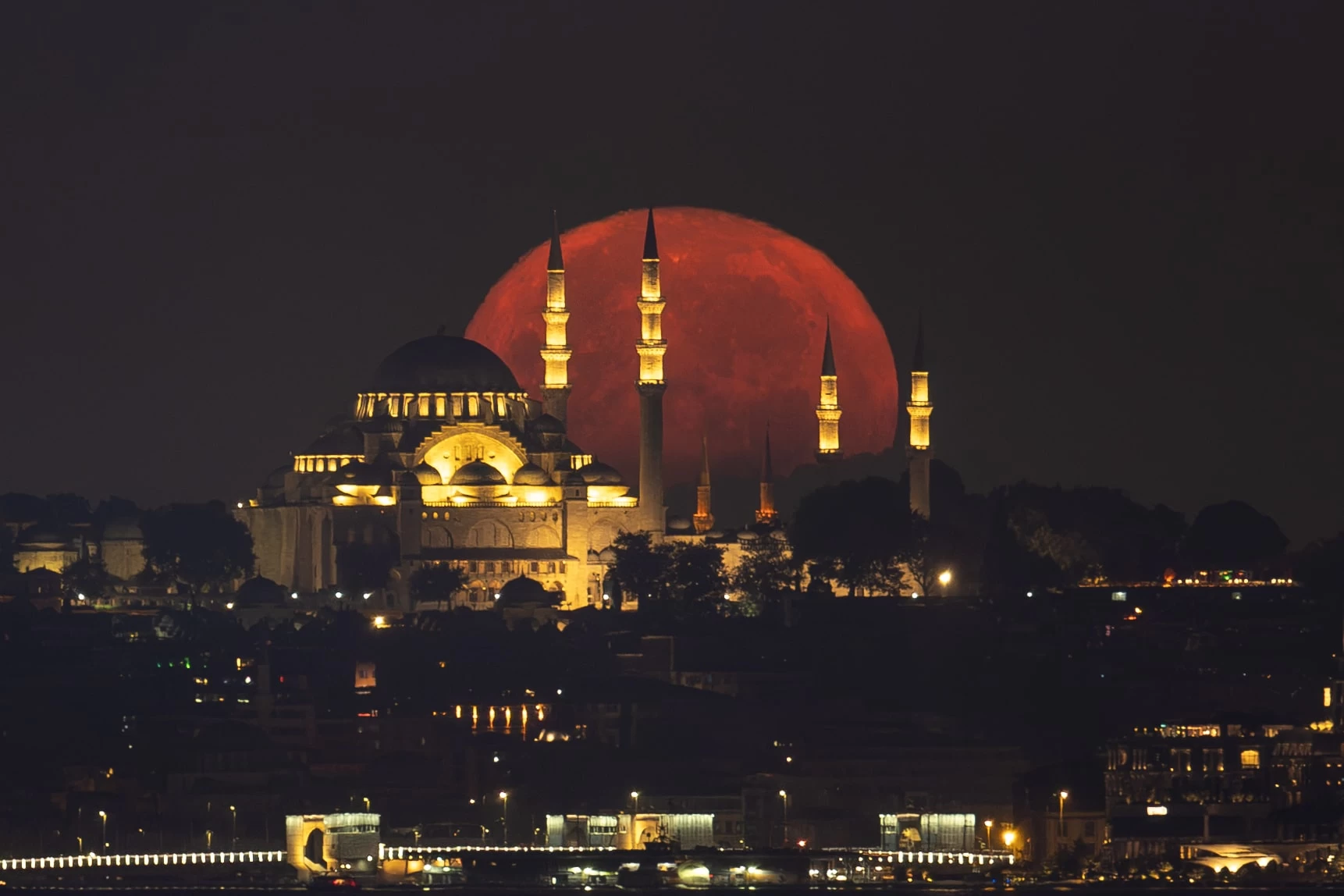 İstanbul'dan dolunay manzaraları 8